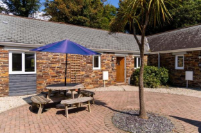 Luxurious Cosy And Contemporary 2 Bedroom Cottage - Trewhiddle Cottage 41